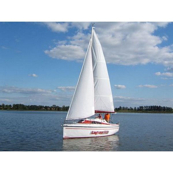 Laguna 730