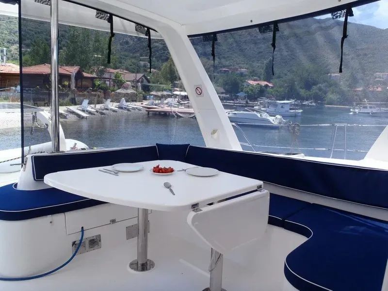 Leopard 4300 Außenansicht