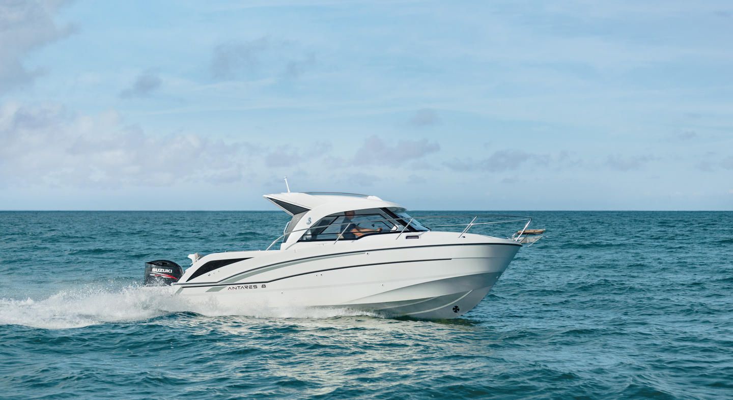 Beneteau Antares 8 OB