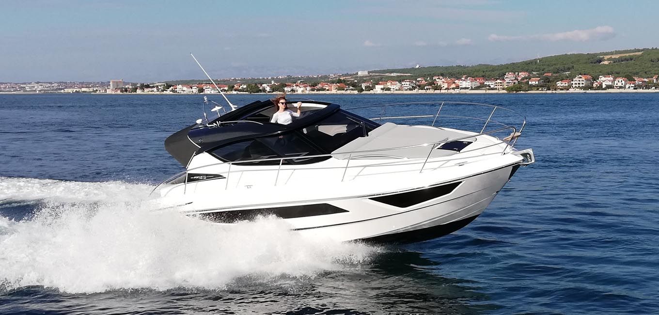 Focus Motor Yachts Focus Power 33