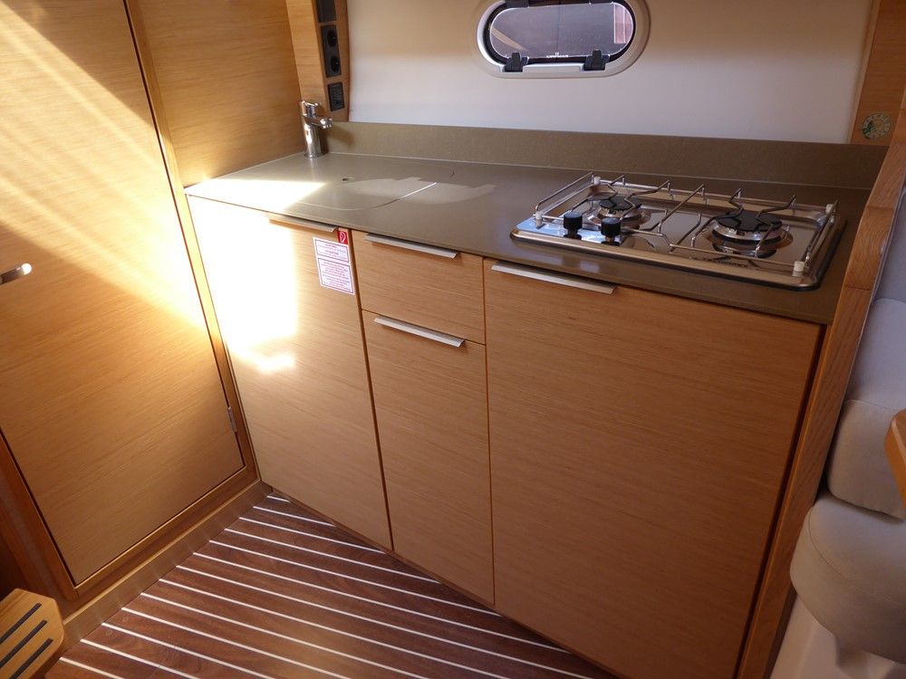 Bavaria 300 Sport Innenansicht