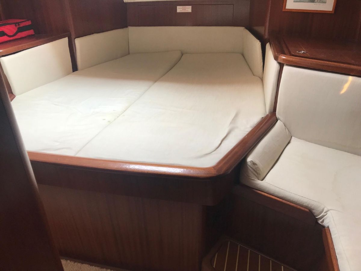 Bavaria 42 Ocean Innenansicht