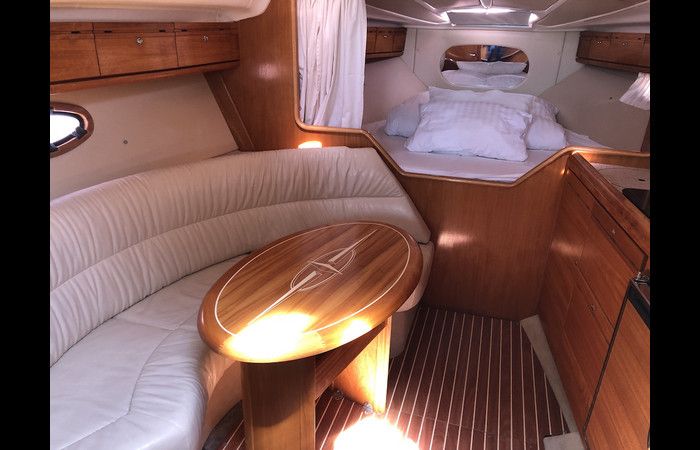 Bavaria Sport 32 Innenansicht