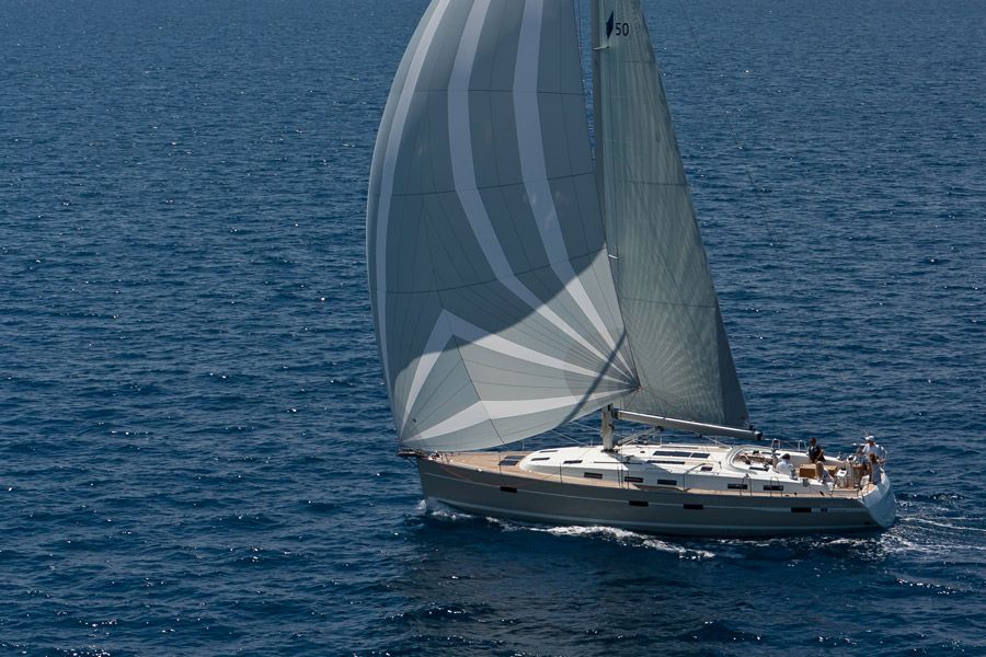 Bavaria 50 Cruiser - 5 Kabinen / 3 Bäder Top Bild