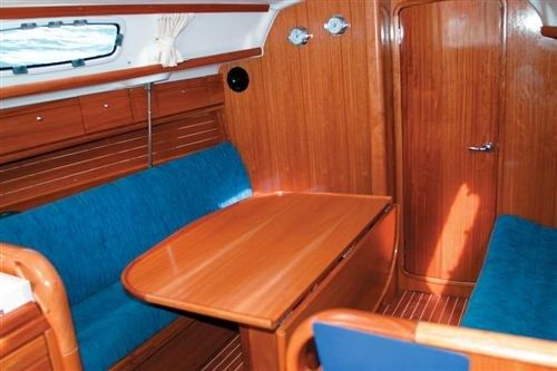 Bavaria 30 Innenansicht