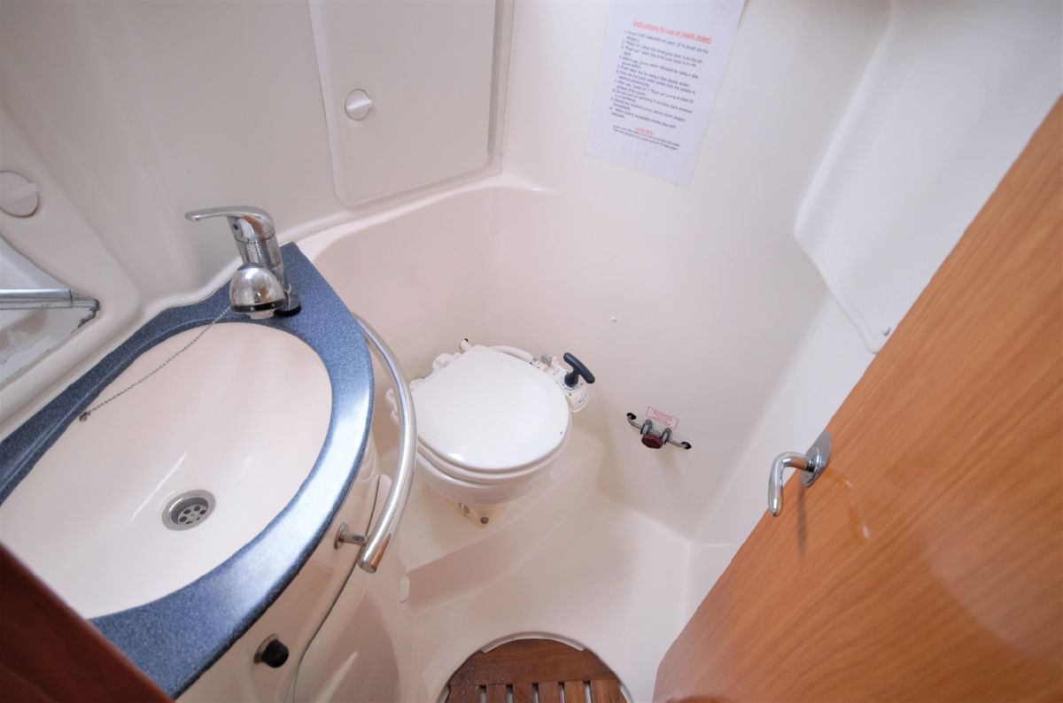 Bavaria 30 Cruiser Innenansicht