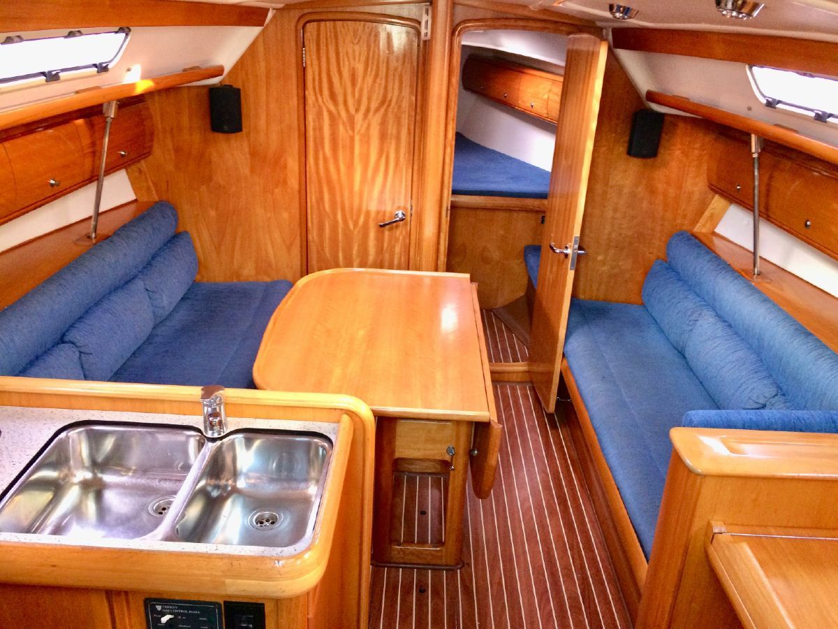 Bavaria 36 Innenansicht