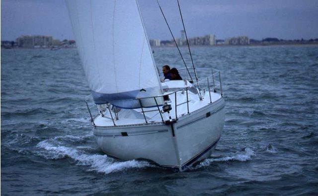 Oceanis 350 Außenansicht