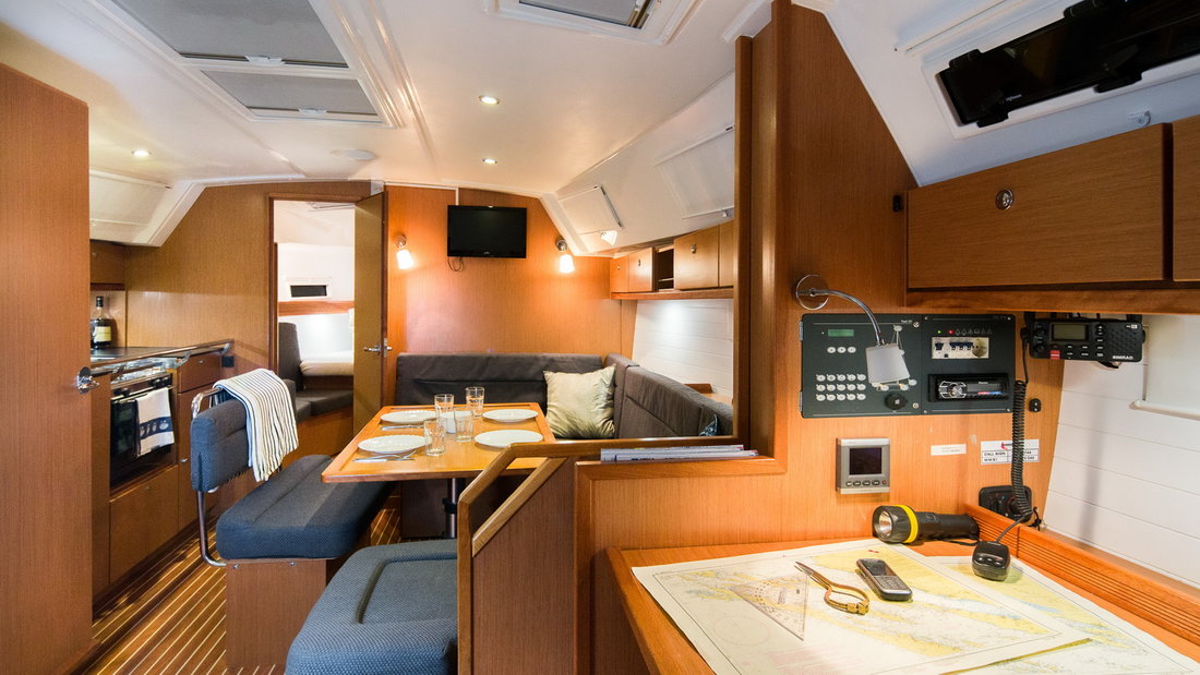 Bavaria Cruiser 40 S Innenansicht
