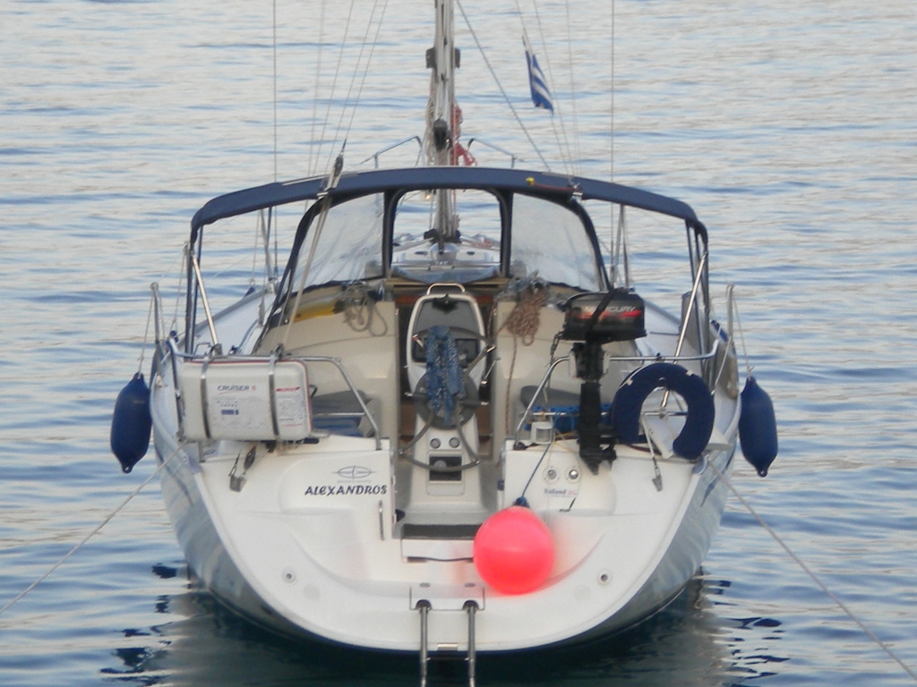 Bavaria 33 Cruiser Lebić (GPS in cockpit, solar panels) Innenansicht