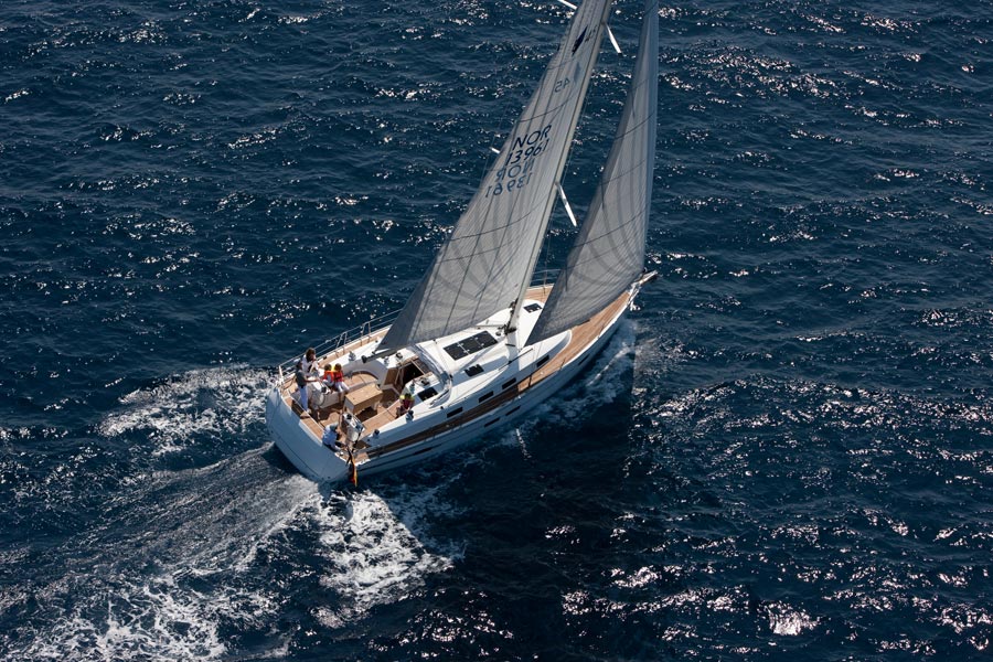 Bavaria Cruiser 45 Alma Innenansicht