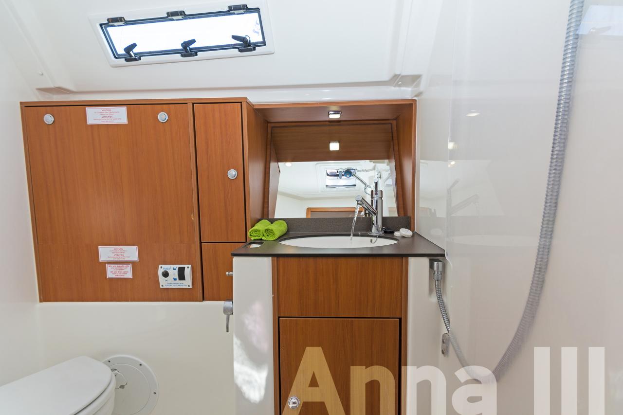 Bavaria Cruiser 40 Innenansicht