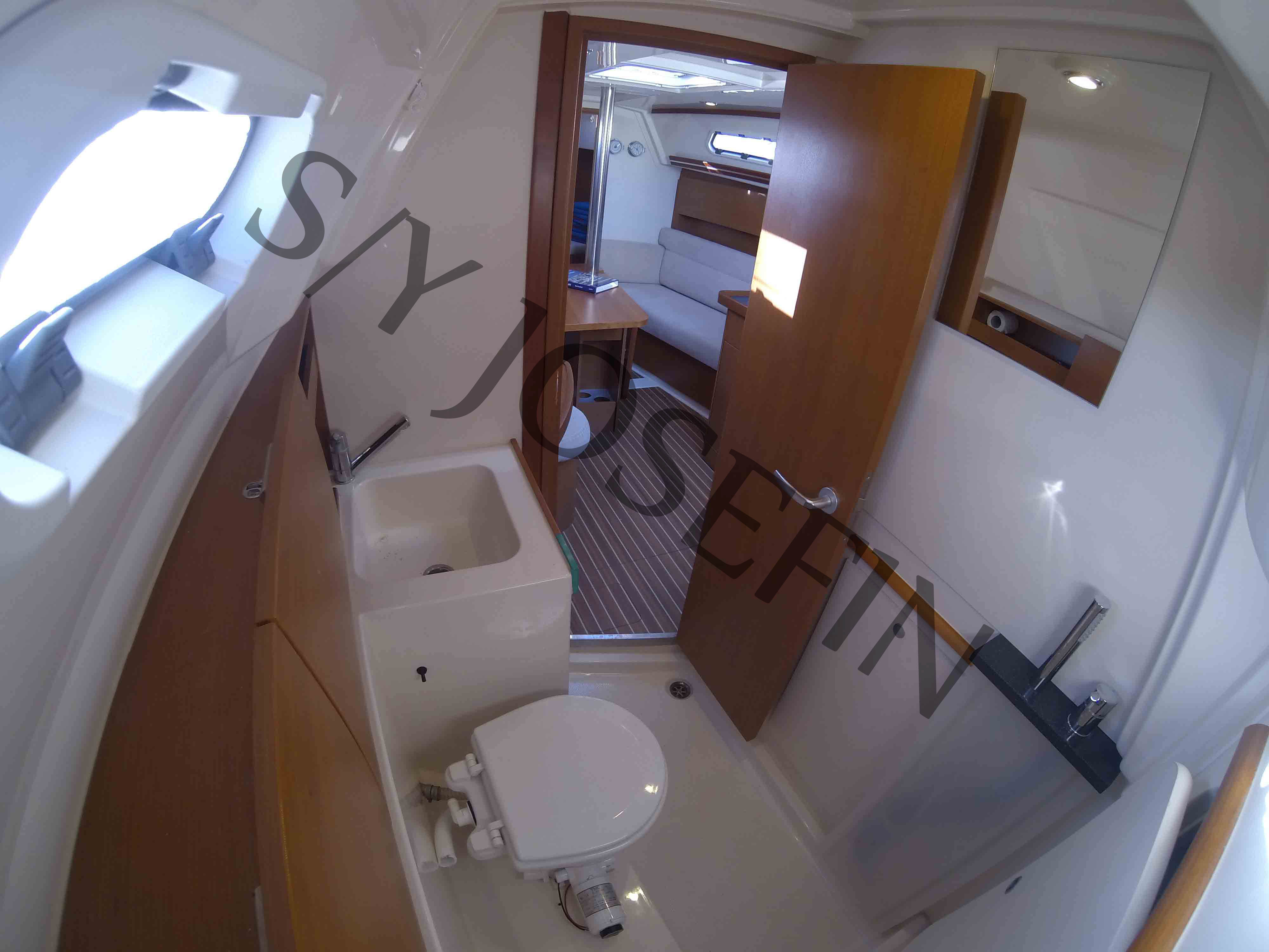 Hanse 325 Innenansicht