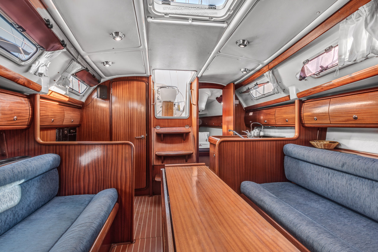 Bavaria 32 Innenansicht