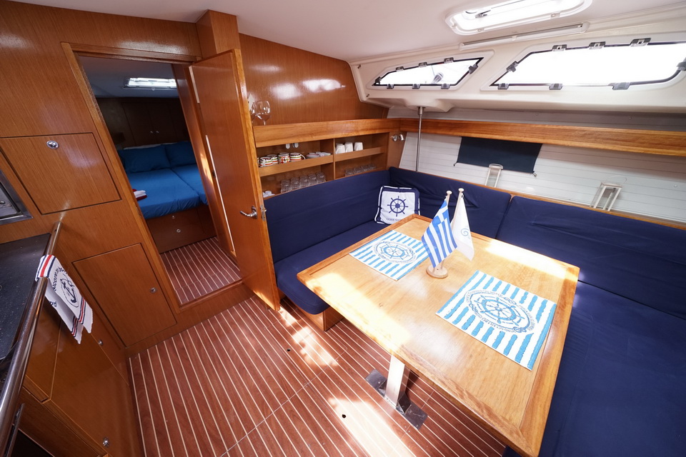 Bavaria 43 Cruiser Innenansicht