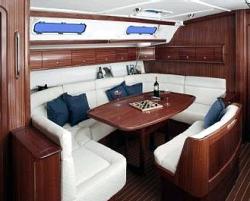 Bavaria 49 Innenansicht