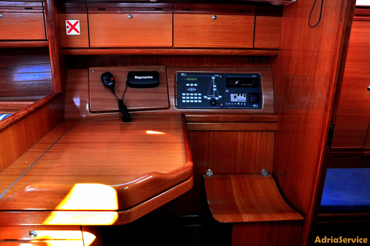 Bavaria 38 Cruiser - 3 Kabinen / 1 Bad Innenansicht