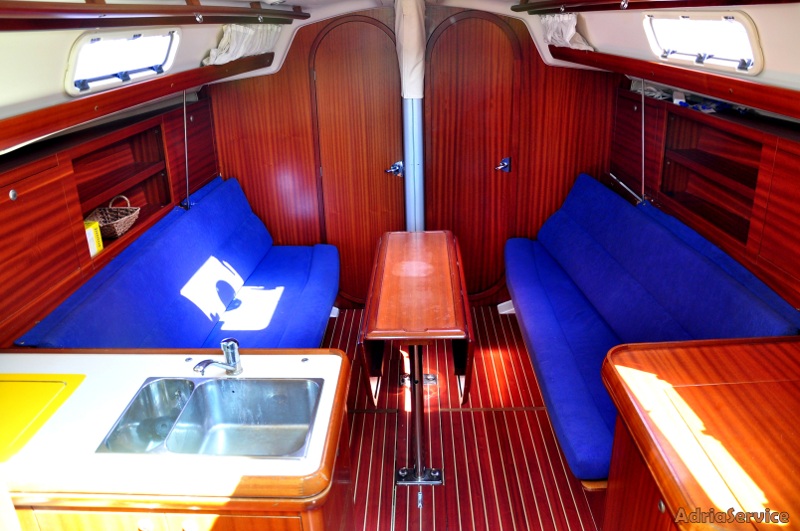 Salona 37 R Innenansicht