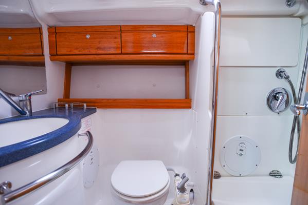 Bavaria 42 Cruiser Innenansicht