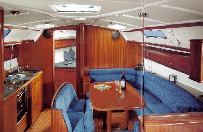 Bavaria 38 Innenansicht