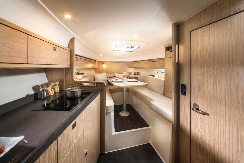 Bavaria S29 Innenansicht