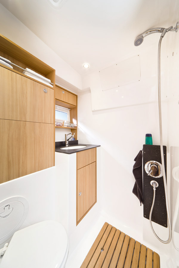 Bavaria 35 Sport HT Innenansicht