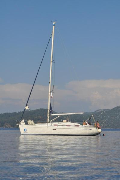 Bavaria 37 Cruiser Innenansicht