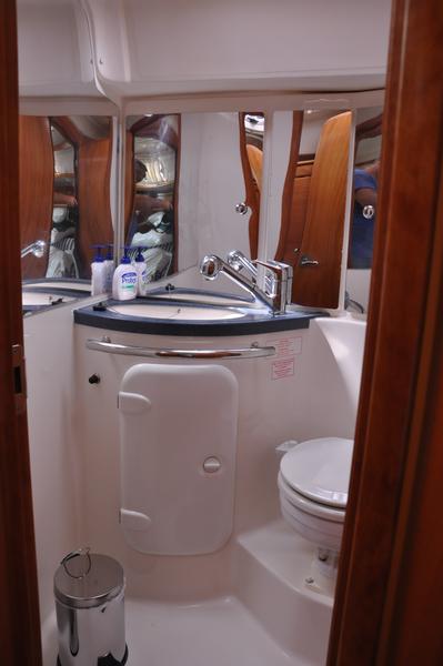 Bavaria 37 Cruiser Innenansicht