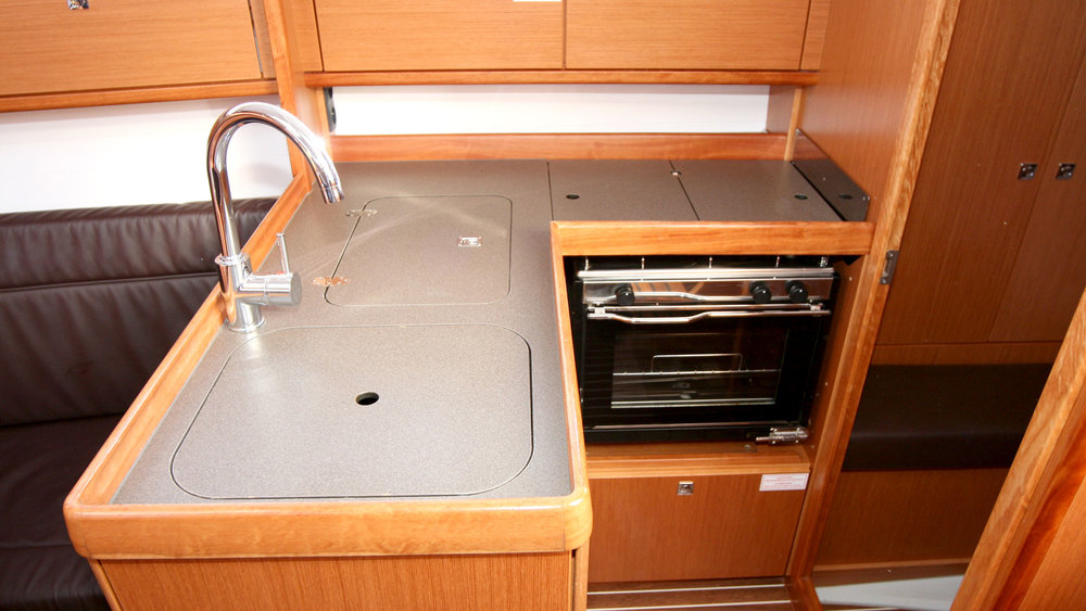 Bavaria Cruiser 33 Innenansicht