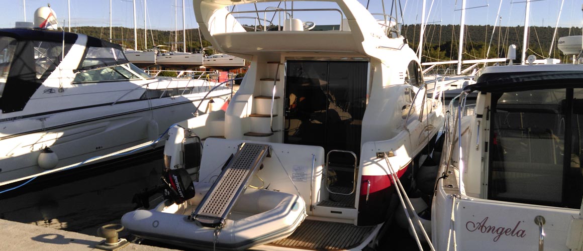 Azimut 39 Fly Innenansicht
