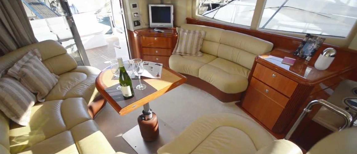 Azimut 39 Fly Innenansicht