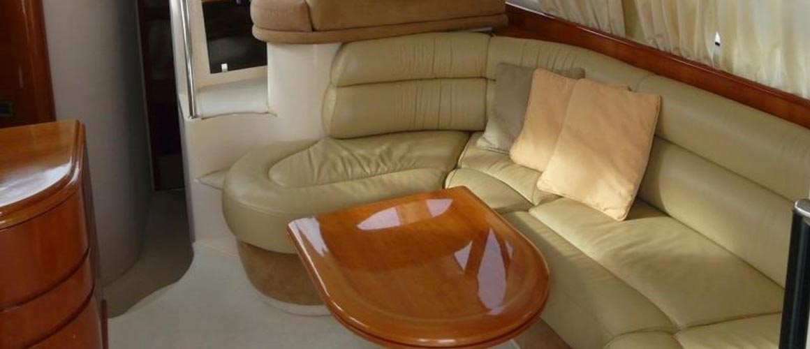 Azimut 39 Fly Innenansicht