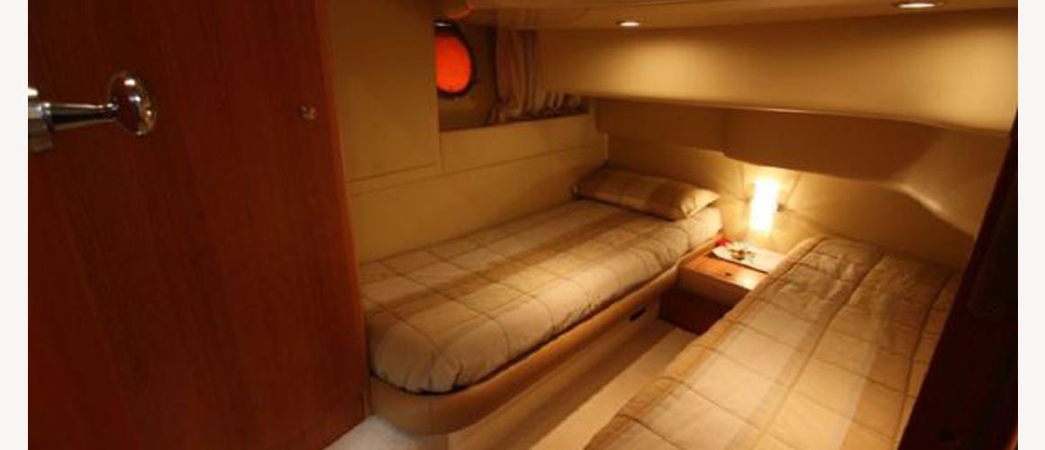 Azimut 39 Fly Innenansicht