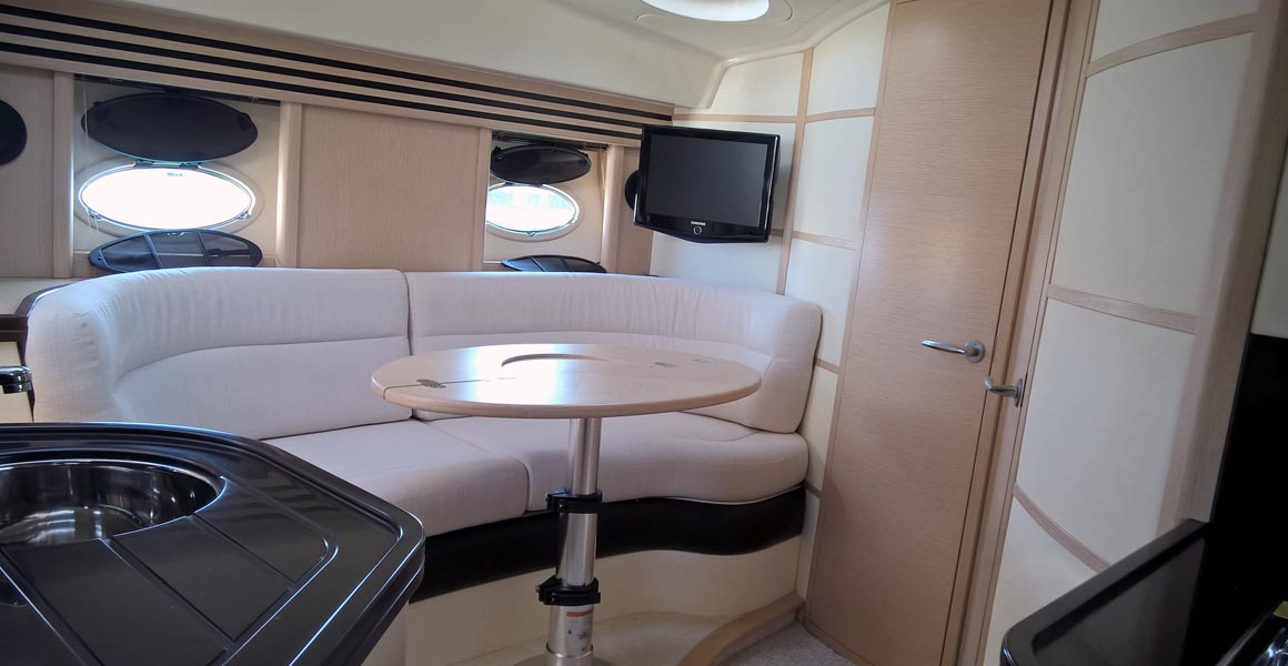 Elan Power 35 Innenansicht