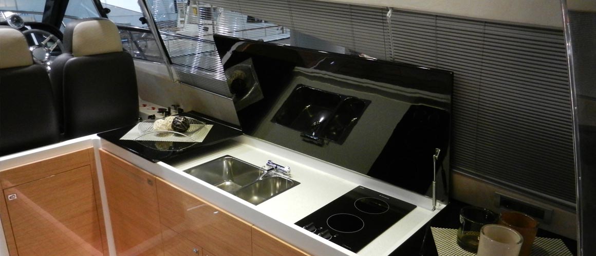 Elan Power 48 Innenansicht