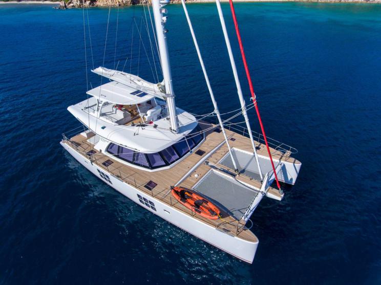 Sunreef 60 (5+1cab/5+1wc) Top Bild