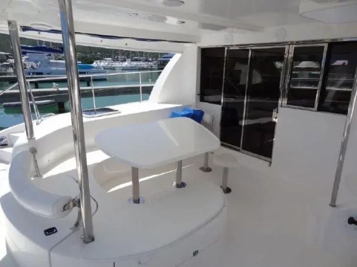 Leopard 47 Powercat Außenansicht