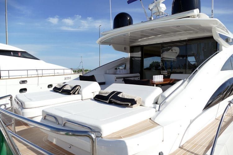 Princess V70 Außenansicht