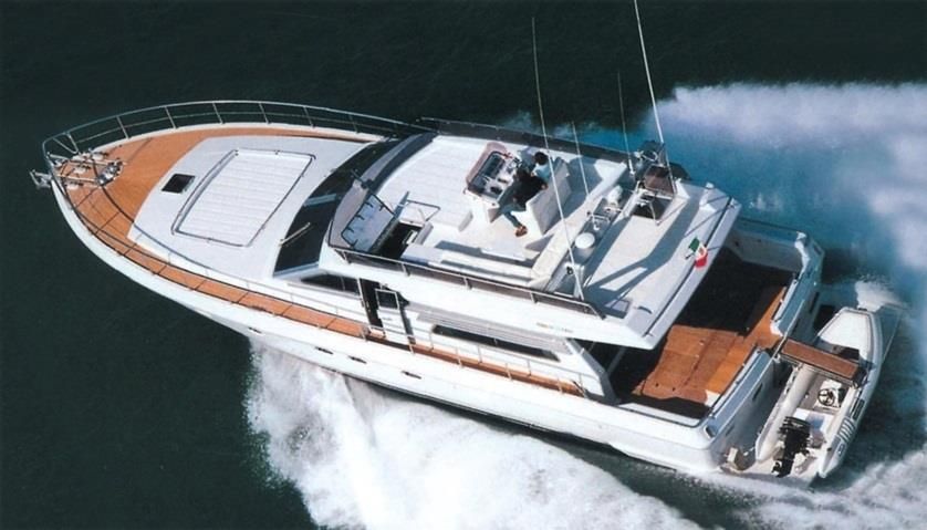 Ferretti Yachts 58