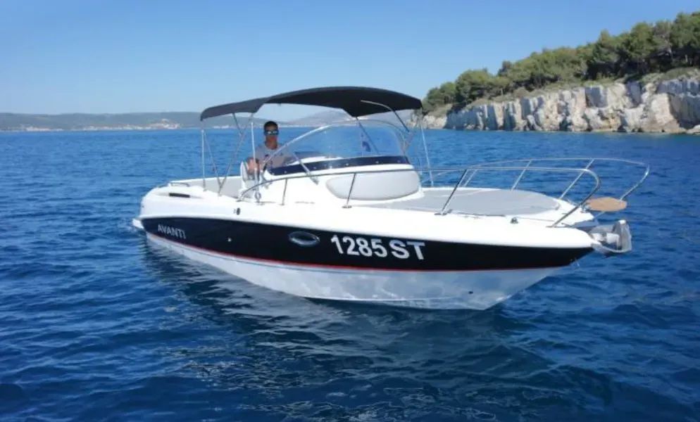 Bayliner Bayliner Avanti 8