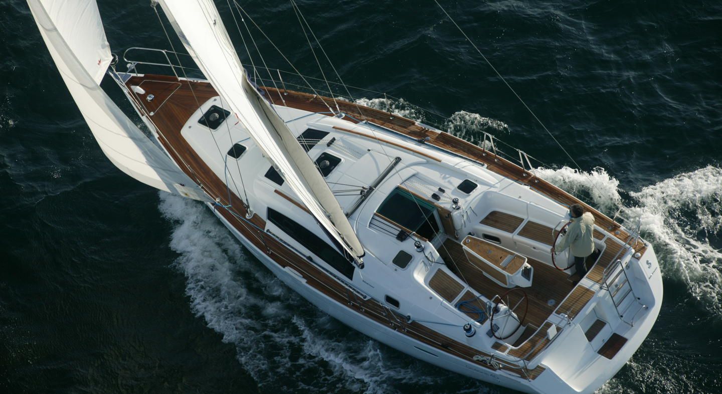 Oceanis 40 (3 Kabinen, 2 B&auml;der) Top Bild