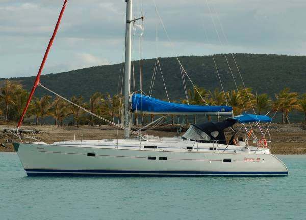 Oceanis 411 Celebration (3 cab) Top Bild
