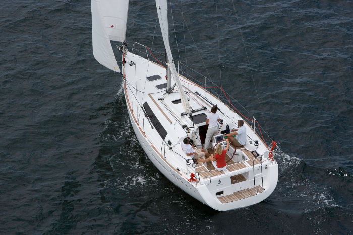 Oceanis 34 Innenansicht