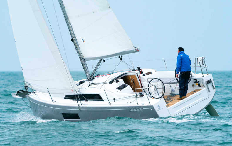 Oceanis 30.1 Top Bild