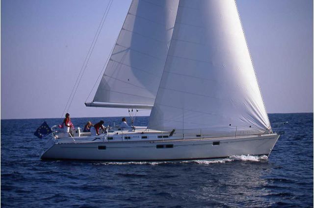Oceanis 440 Außenansicht