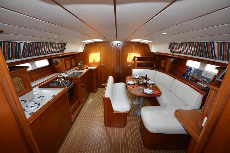 Oceanis 461 Innenansicht