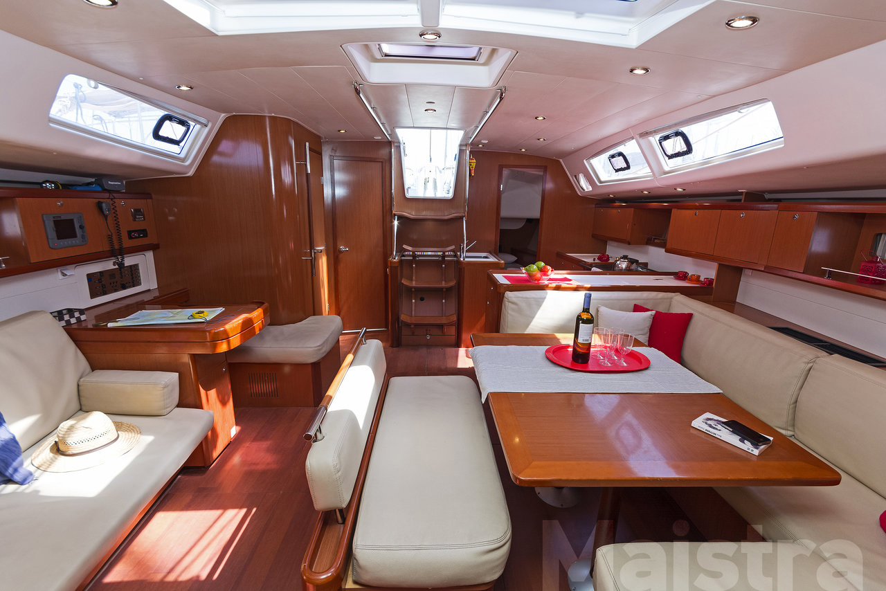 Oceanis 54 Innenansicht