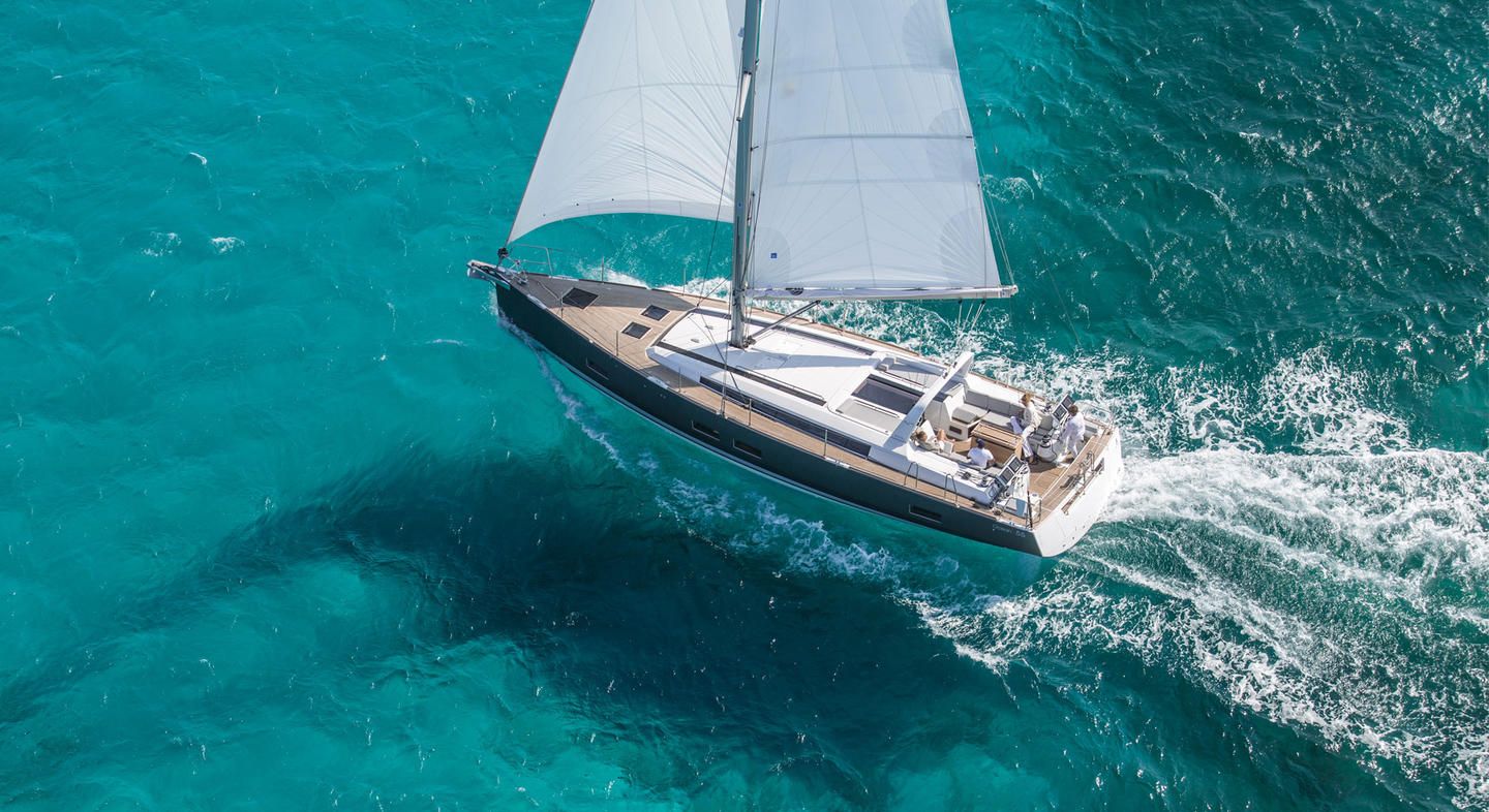 Oceanis 55 (5 Kabinen, 3 B&auml;der, 1 Crewkabine) Top Bild