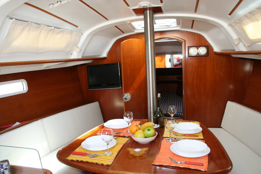 Oceanis Clipper 311 Innenansicht