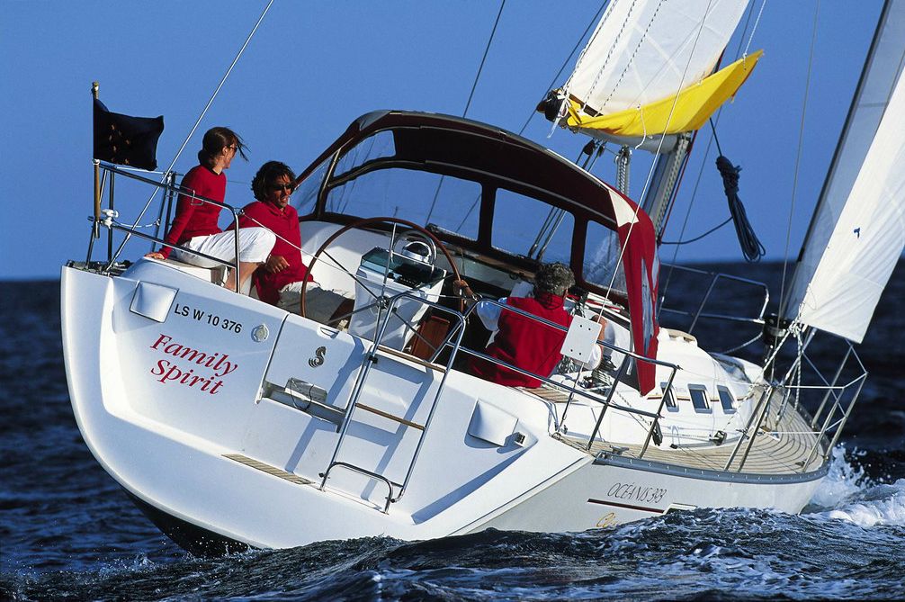 Oceanis Clipper 393 Innenansicht